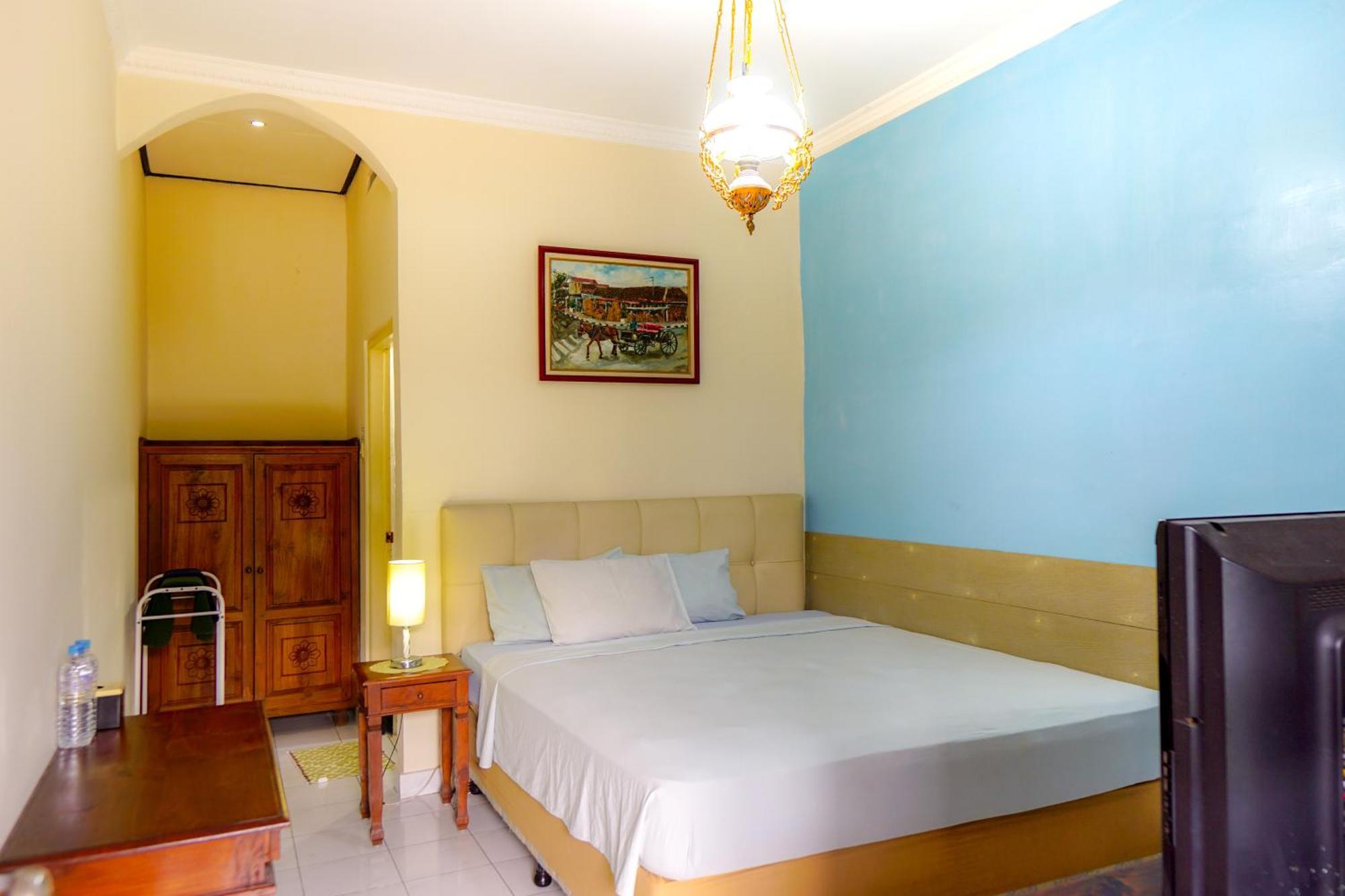 Hotel Tulips Yogyakarta Exterior foto
