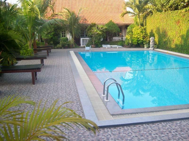 Hotel Tulips Yogyakarta Exterior foto